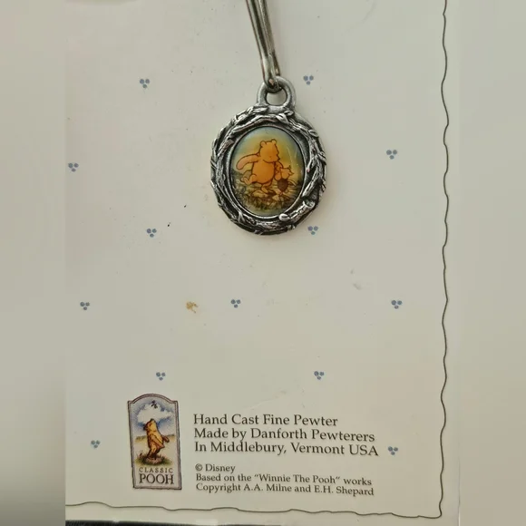 Disney Winnie The Pooh And Piglet PEWTER zipper Pull Or Pendant Vintage - Picture 4 of 5